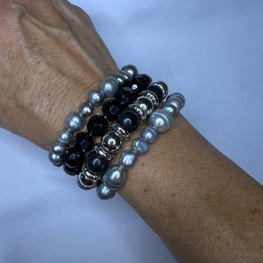 Stretchy set of Black, gray and silver tones. Arm Party with 4 bracelets